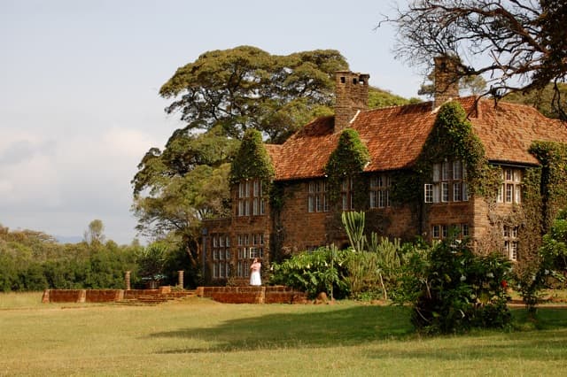 Giraffe Manor exterior and garden, photographed in 2008